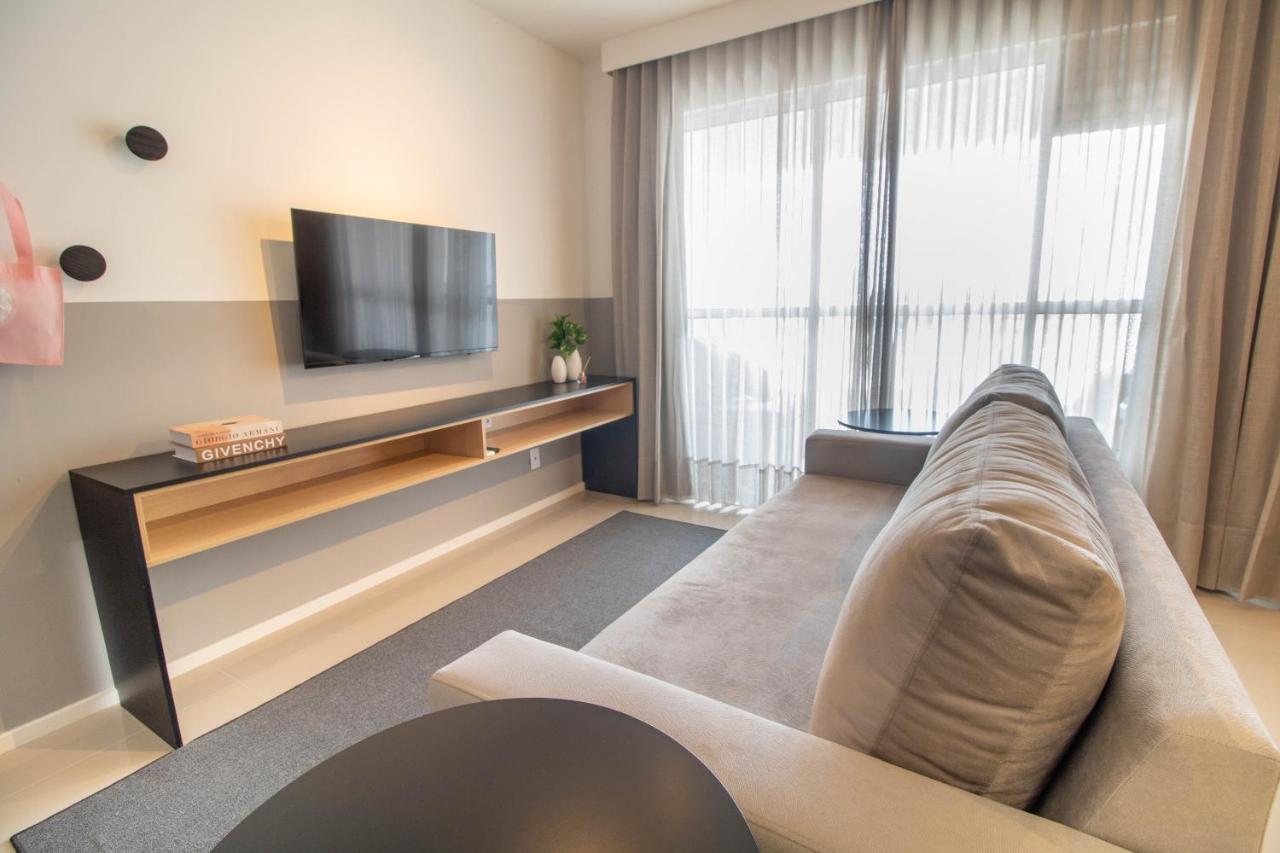Housi - Metropolitan Sidney Smart Style Apartment *