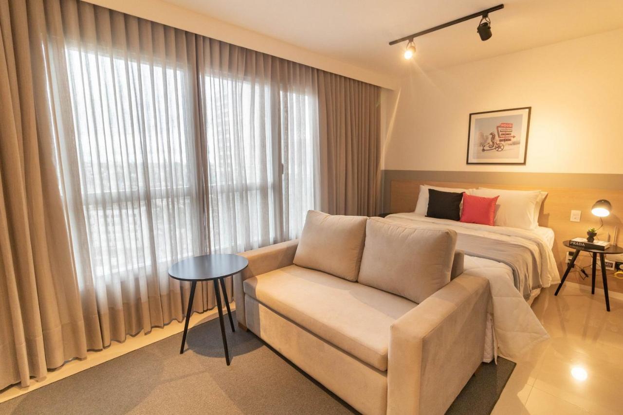 Housi - Metropolitan Sidney Smart Style Apartment